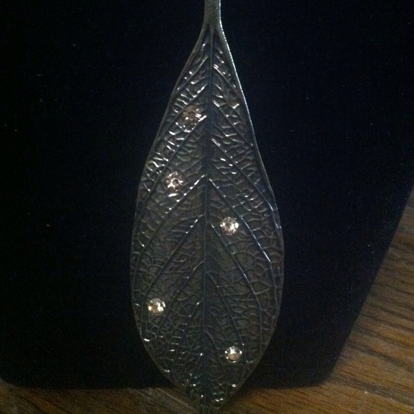 Necklace - Picture 2 of 2