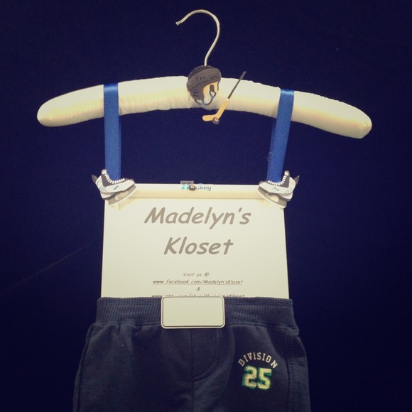 Wall decor for boys. Picture goes in frame.