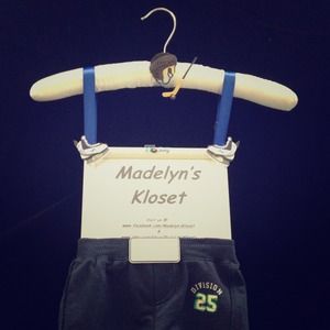 Wall decor for boys. Picture goes in frame.