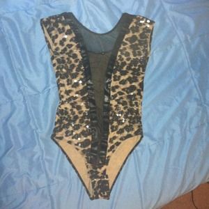 Leopard Bodysuit 😘