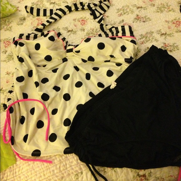 🌟SOLD IN BUNDLE🌟 Mossimo Swim Suit