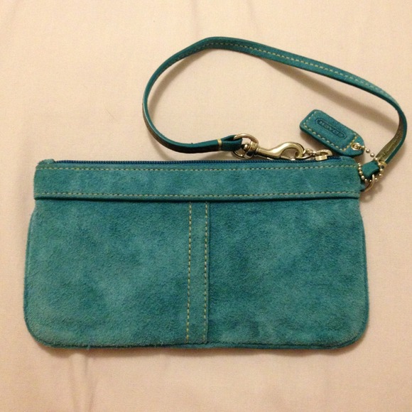 Authentic Coach Wristlet - Picture 3 of 4