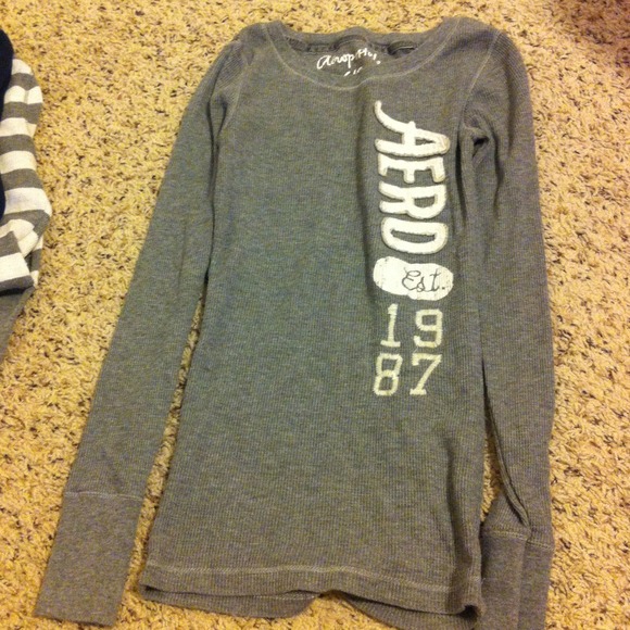 🚫SOLD🚫4 Aeropostale thermals - Picture 2 of 3