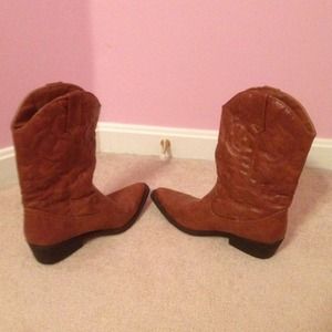 New Madden girl brown boots!!!