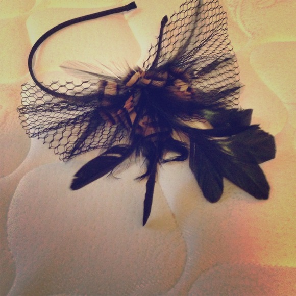 Fancy feather net headband - Picture 1 of 1