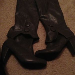 Not rated grey boots