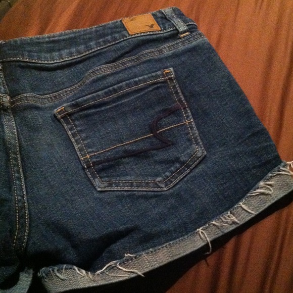 American eagle stretchy shorts