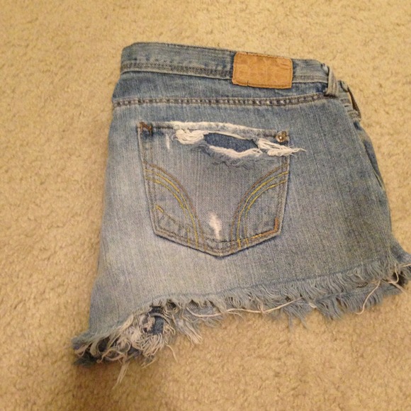Hollister cut off shorts