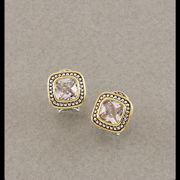 Hannah Beury Jewelry - Lavender Earrings