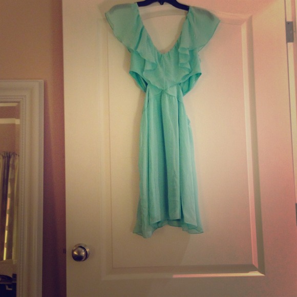 Mint cut out dress!
