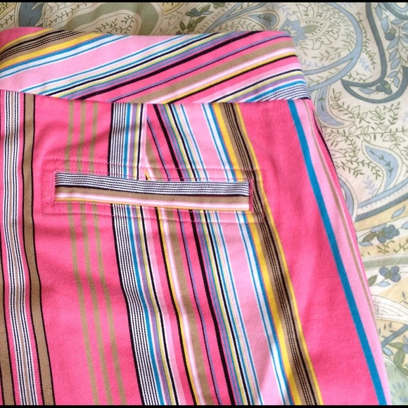 Express striped cropped pants 97% cotton 3%spandex - Picture 2 of 3