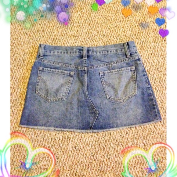 🔴SALE🔴 WET SEAL cute jean distress skirt💢💥❤ - Picture 2 of 4