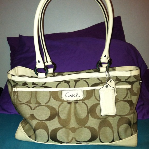 Authentic couch purse - Picture 1 of 3