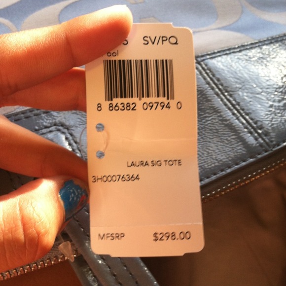 SILVER AND POOL NWT COACH TOTE - Picture 2 of 4