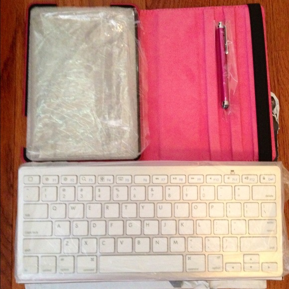 IPad Mini Hot Pink Cover & Full Size Keyboard