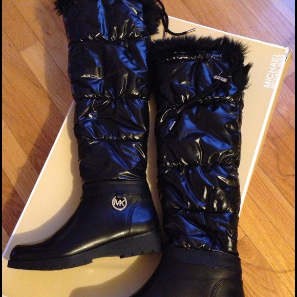 Michael Kors Snow Boots