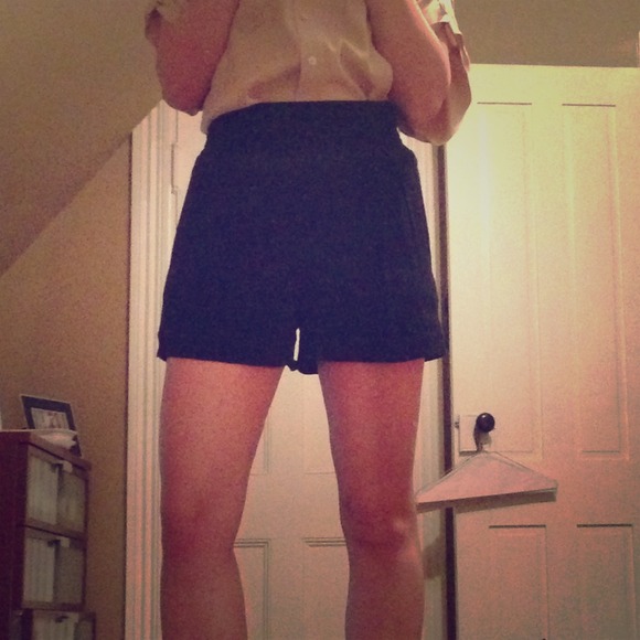 Black Urban Outfitter Dressy High Wasted Shorts