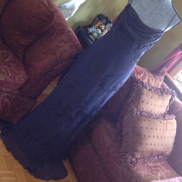 SOLD. MARTHA LYNN  EGGPLANT EVENING GOWN - Picture 2 of 4
