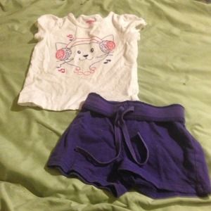 Kitty top/purple shorts