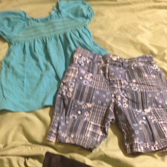Blue top/ print blue shorts
