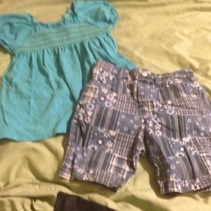 Blue top/ print blue shorts