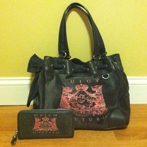 Juicy Couture Purse& WalletHOLD TILL MONDAY