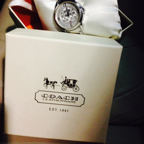 🚫❌❌sold❌❌🎉🎉reduced!Coach watch; new battery - Picture 4 of 4