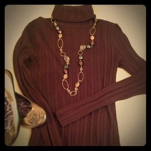 BUNDLED FOR @hollyrw777 Classic brown turtleneck