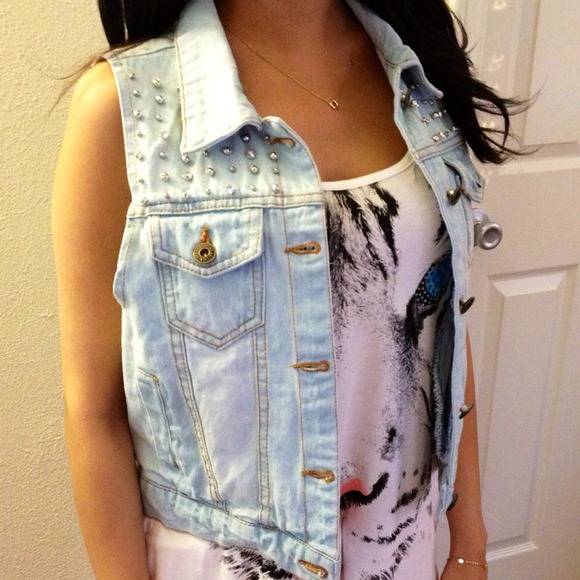 Jackets & Blazers - Light Wash Denim Vest