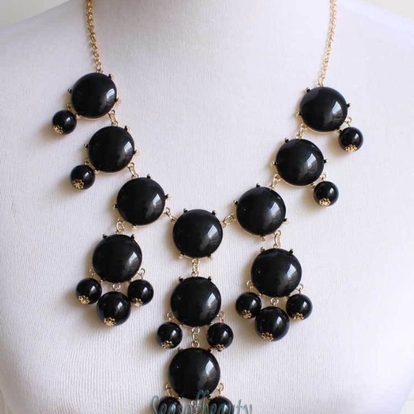 Cute black bubble necklace