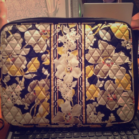 Vera Bradley laptop case