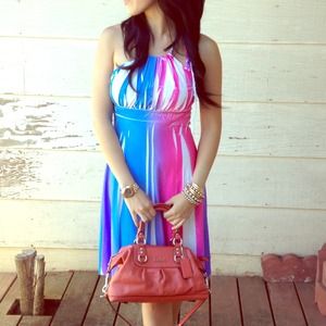 SOLD. NWT Sirens Summer Dress