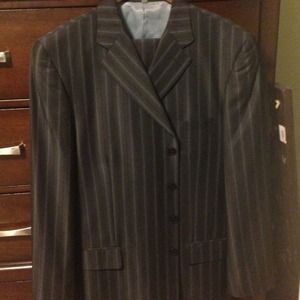 Mens Suit 42L Pants size 36L