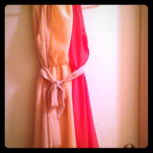 Light boutique dress