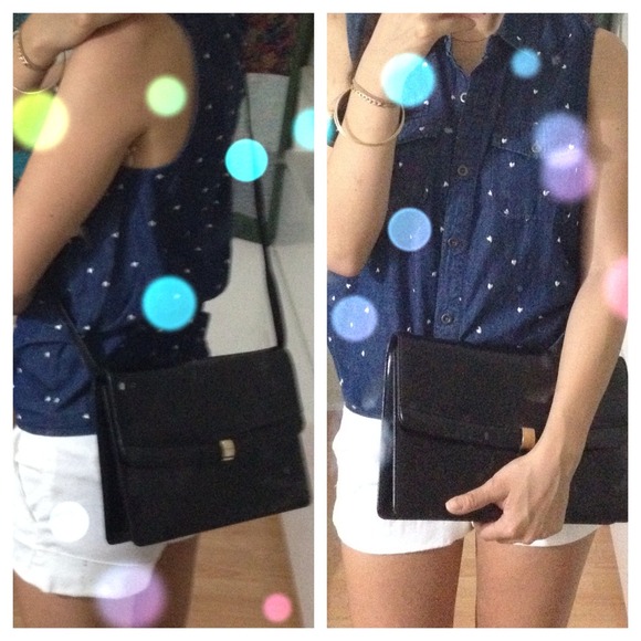 Salvatore Ferragamo Clutches & Wallets - ❌❌Authentic Ferragamo bag