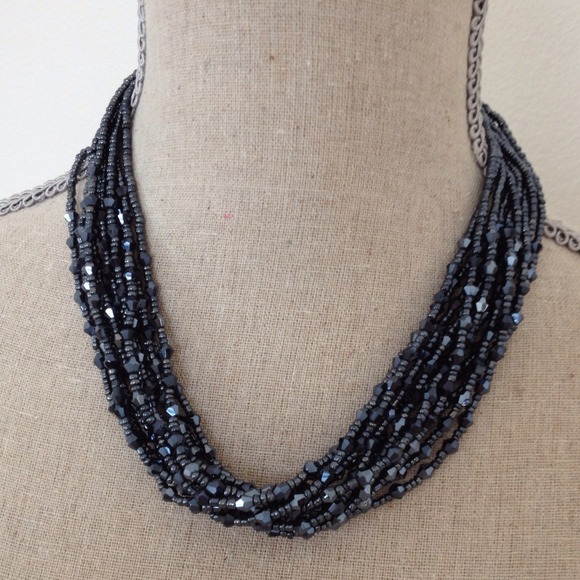 💕Dark gray multi string necklace 💕 - Picture 1 of 1