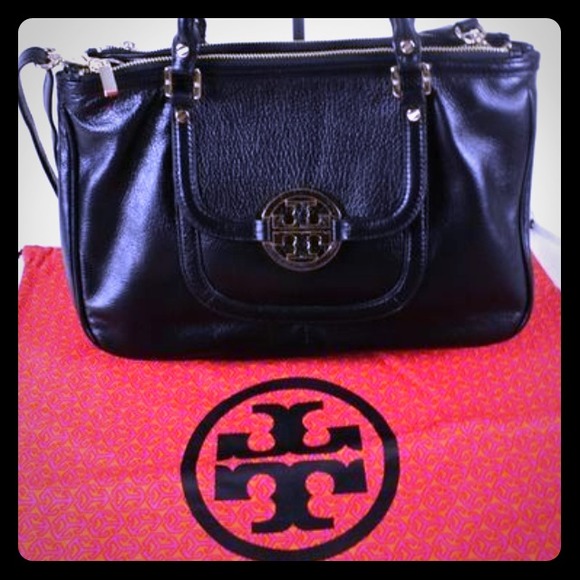 SOLD! BRAND NEW AUTHENTIC TORY BURCH!!