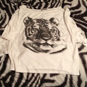 Tiger loose top!