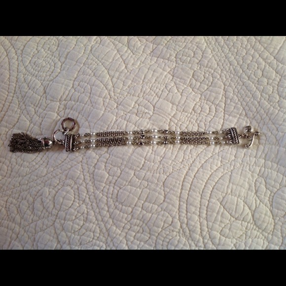 SOLD   taresahawkins Brighton pearl bracelet