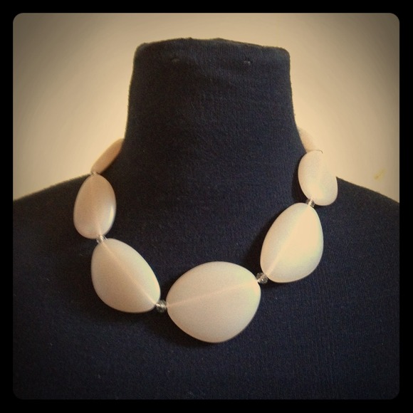 Statement necklace
