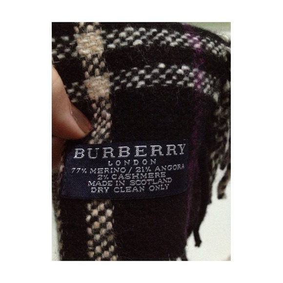 Burberry fringe scarf