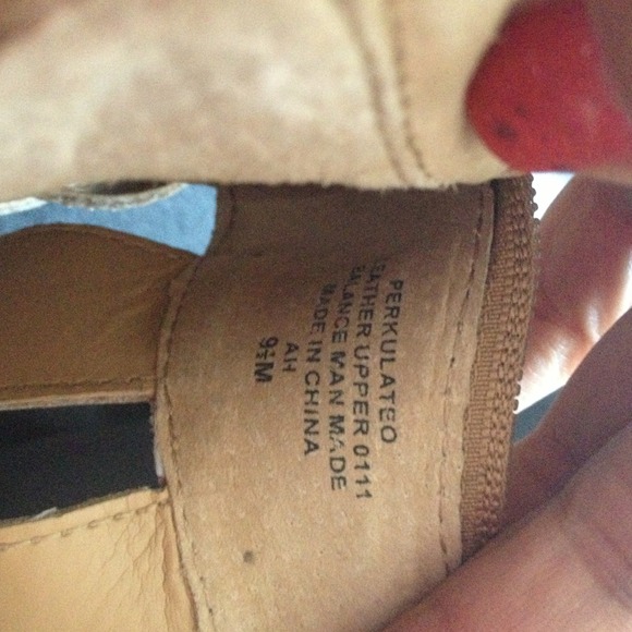 Beautiful Nine West wedges. Brand new w/o tags. - Picture 4 of 4