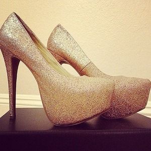 JustFab gold pumps