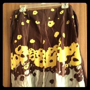 Skirt with design