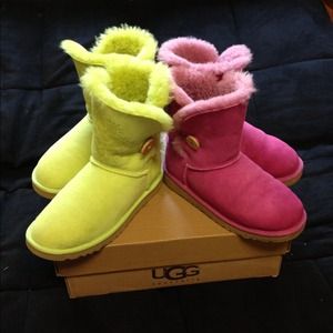 ✨REDUCED PRICE✨ Pink &/or Green UGG Boots