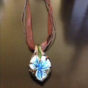 Murano glass necklace with ribbon chain
