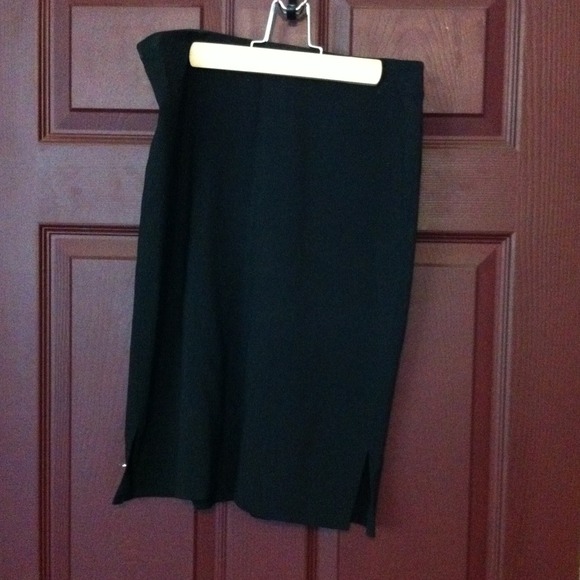 Ralph Lauren skirt. Wore it twice! - Picture 1 of 1