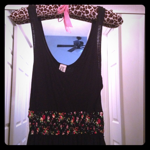 Reduced! Adorable boutique dress