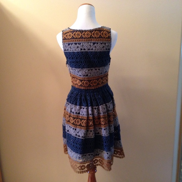 Anthropologie Striated Lace Dress - Picture 2 of 4