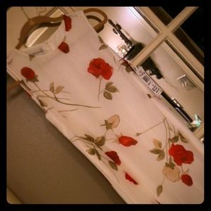 🌹Lovely Maxie dress by Evan-Picone On SALE Now